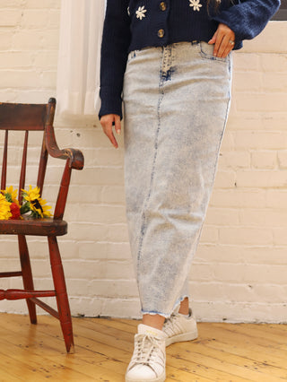 Light Acid Wash Maxi Denim Skirt