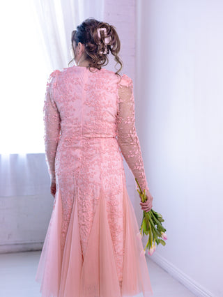 Pretty in Pink Vintage Lace Appliqué and Tulle Midi Dress
