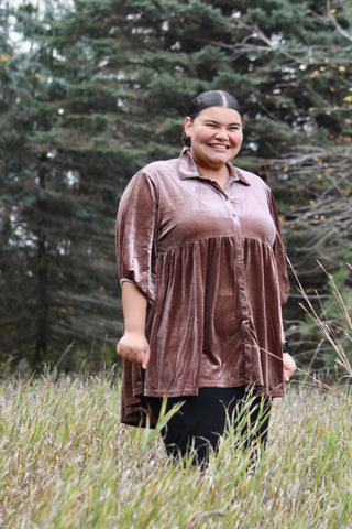 Gold Velvet Plus Tiered Hi-Low Top