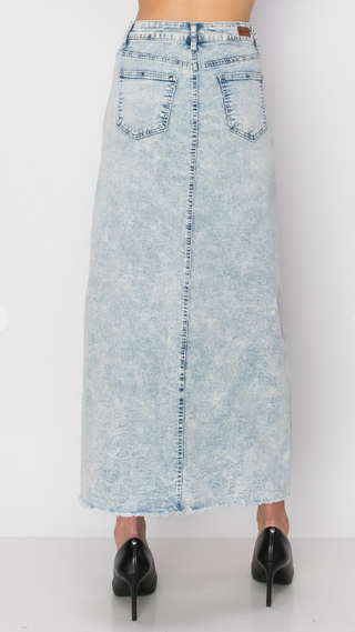 Light Acid Wash Maxi Denim Skirt